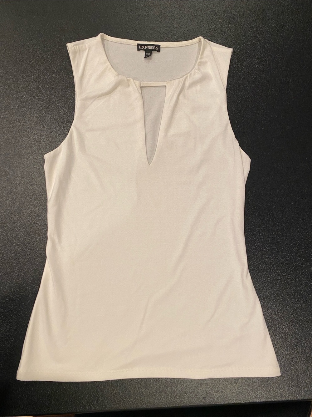 Express Women’s Off-white Sleeveless Keyhole Tank